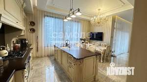 Дом 511м², 5-этажный, участок 25 сот.