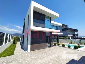 Дом 227м², 2-этажный, участок 4 сот.