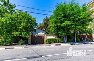 Дом 380м², 3-этажный, участок 6 сот.