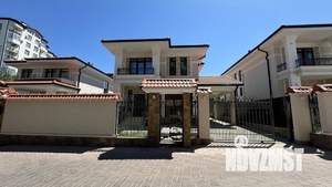 Дом 234м², 2-этажный, участок 3 сот.