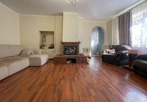 Дом 130м², 2-этажный, участок 4 сот.