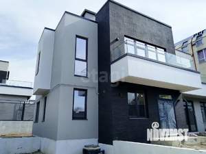 Дом 215м², 2-этажный, участок 4 сот.