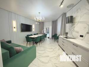 Коттедж 267м², 3-этажный, участок 4 сот.