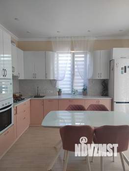 Дом 220м², 3-этажный, участок 2 сот.