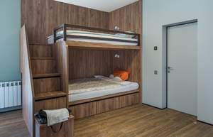 Дом 270м², 4-этажный, участок 4 сот.