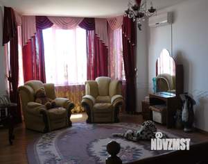 Дом 464м², 3-этажный, участок 6 сот.