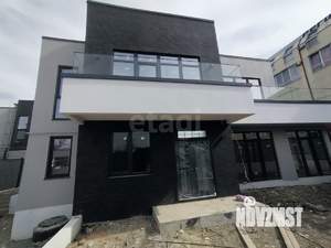 Дом 215м², 2-этажный, участок 4 сот.