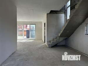 Дом 280м², 2-этажный, участок 4 сот.