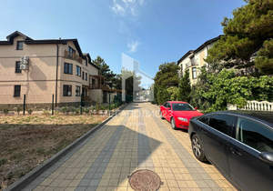 Дом 346м², 3-этажный, участок 6 сот.