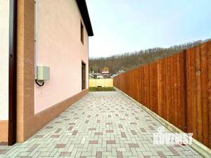 Дом 133м², 5-этажный, участок 3 сот.