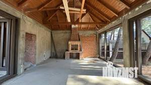 Дом 180м², 2-этажный, участок 9 сот.