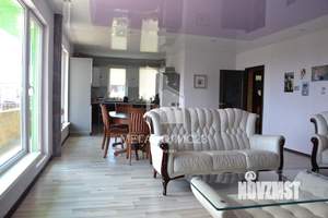 Дом 320м², 3-этажный, участок 7 сот.