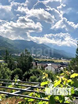 Дом 200м², 2-этажный, участок 4 сот.