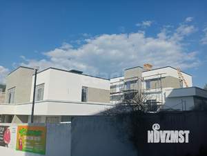 Дом 220м², 2-этажный, участок 5 сот.