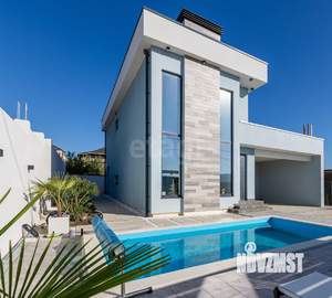 Дом 223м², 2-этажный, участок 4 сот.