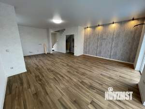 Дом 212м², 3-этажный, участок 4 сот.