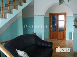 Дом 340м², 3-этажный, участок 12 сот.