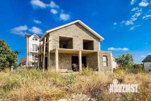 Дом 180м², 2-этажный, участок 5 сот.