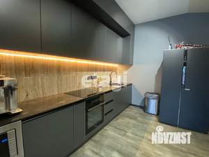 Дом 300м², 2-этажный, участок 6 сот.