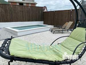 Дом 220м², 3-этажный, участок 3 сот.