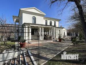 Коттедж 296м², 2-этажный, участок 5 сот.