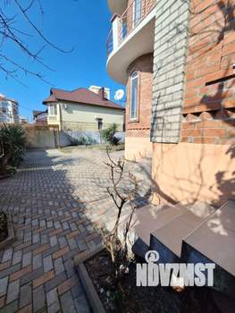 Дом 412м², 4-этажный, участок 4 сот.