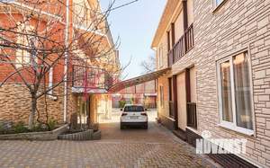 Дом 620м², 3-этажный, участок 11 сот.