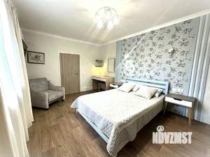 Дом 70м², 2-этажный, участок 5 сот.