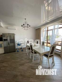 Дом 240м², 2-этажный, участок 4 сот.