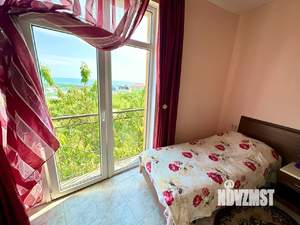 Дом 933м², 2-этажный, участок 7 сот.