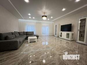 Дом 220м², 2-этажный, участок 3 сот.