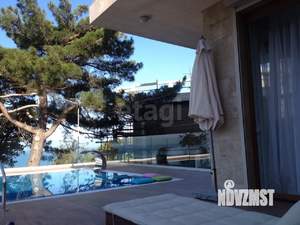 Дом 203м², 3-этажный, участок 7 сот.