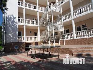 Дом 374м², 3-этажный, участок 10 сот.