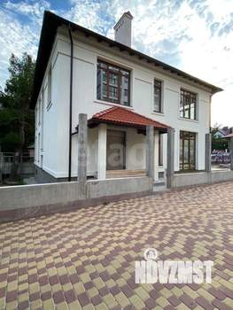 Дом 446м², 3-этажный, участок 7 сот.