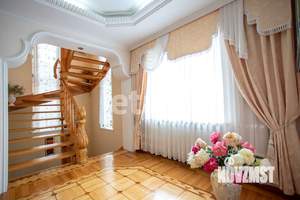 Дом 538м², 3-этажный, участок 9 сот.