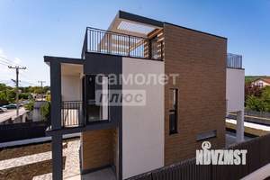 Дом 281м², 2-этажный, участок 4 сот.