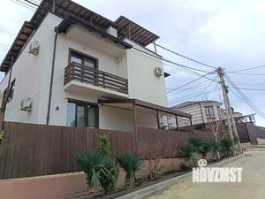 Таунхаус 190м², 3-этажный, участок 2 сот.