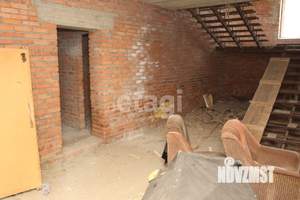 Дом 458м², 3-этажный, участок 7 сот.