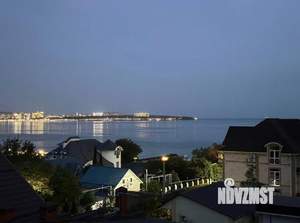 Дом 750м², 5-этажный, участок 8 сот.