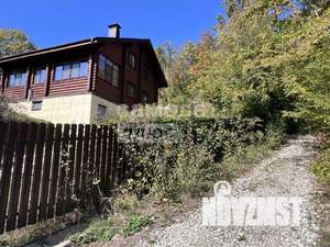 Дом 253м², 3-этажный, участок 11 сот.