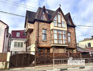 Дом 143м², 3-этажный, участок 1 сот.