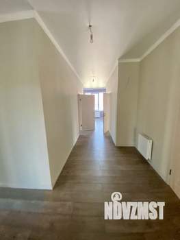 Коттедж 350м², 3-этажный, участок 6 сот.