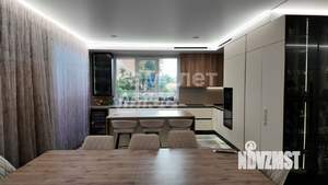 Дом 424м², 3-этажный, участок 7 сот.