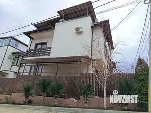 Таунхаус 190м², 3-этажный, участок 2 сот.