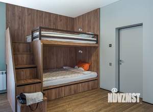 Дом 270м², 2-этажный, участок 4 сот.