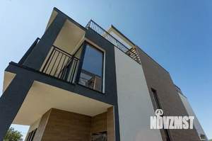 Дом 280м², 2-этажный, участок 4 сот.