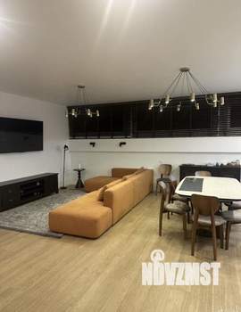 Дом 230м², 2-этажный, участок 5 сот.