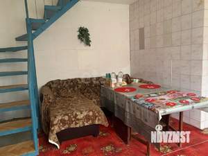 Дом 77м², 2-этажный, участок 4 сот.