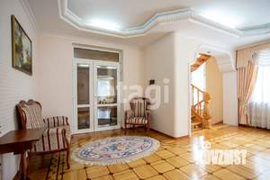 Дом 538м², 3-этажный, участок 9 сот.