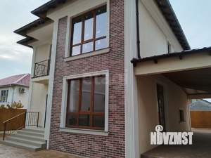 Дом 239м², 2-этажный, участок 3 сот.